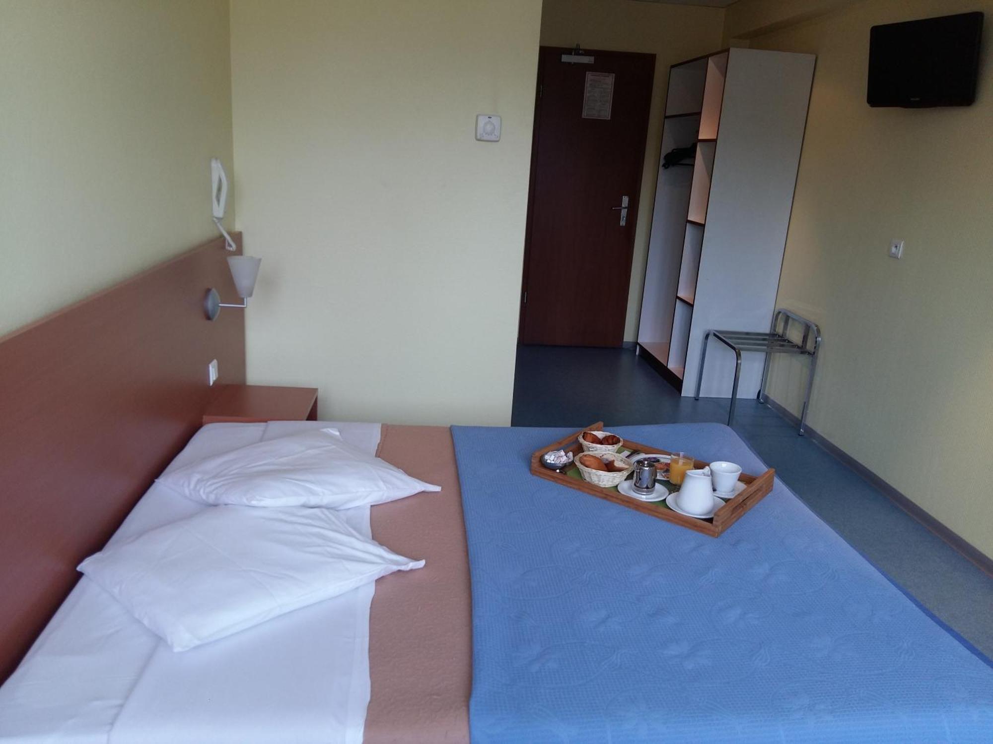 Hotel Restaurant Niemerich Pulversheim Rom bilde
